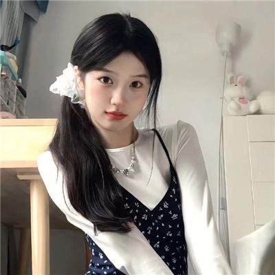 商谍